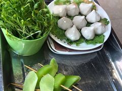 -成都玉林串串香火锅(三八店)