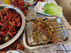 -顶峰夜宴·龙虾烧烤大排档(九江学院店)
