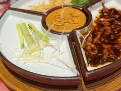 -老郑家东北春饼(龙悦居店)