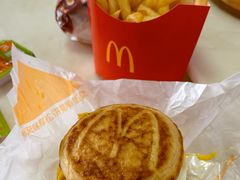 -麦当劳(松岗沙江路店)