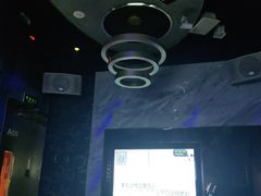-K+全国连锁KTV(绿地缤纷天地店)