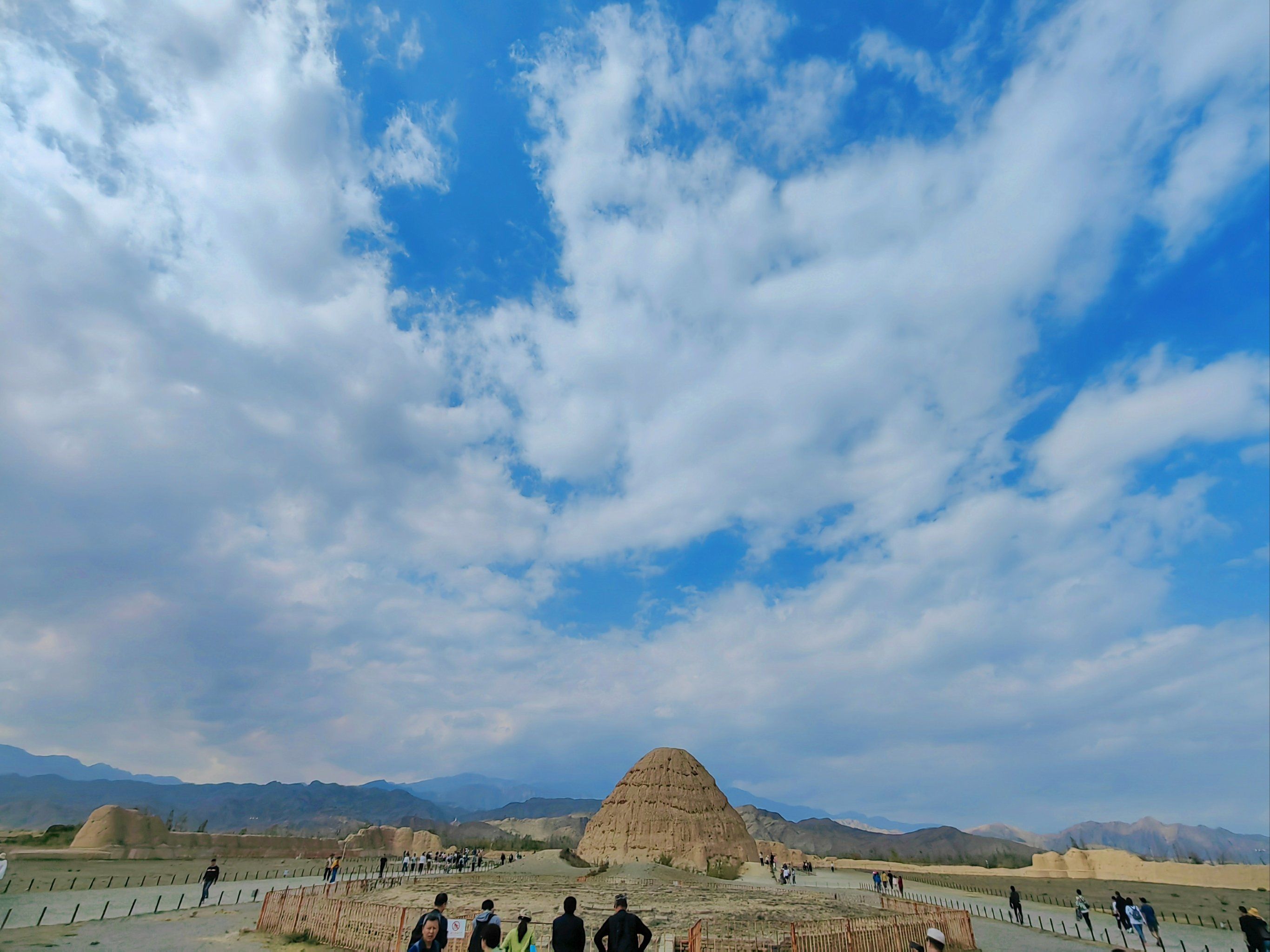 在银川丨东方金字塔西夏王陵