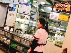 -周家大连水饺(美专校街店)
