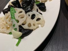荷塘月色-鹊玥·粤菜小馆(汇智国际商业中心店)