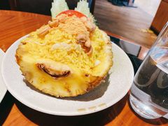 菠萝海鲜炒饭-mango tree芒果树泰国餐厅(青岛万象城店)