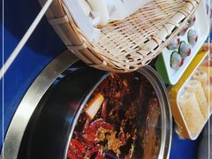 -马路边边火锅串串(观前街店)