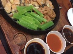 素颜烤鱼-院落创意菜