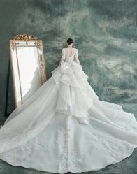 -MISS MIA 婚纱品牌馆