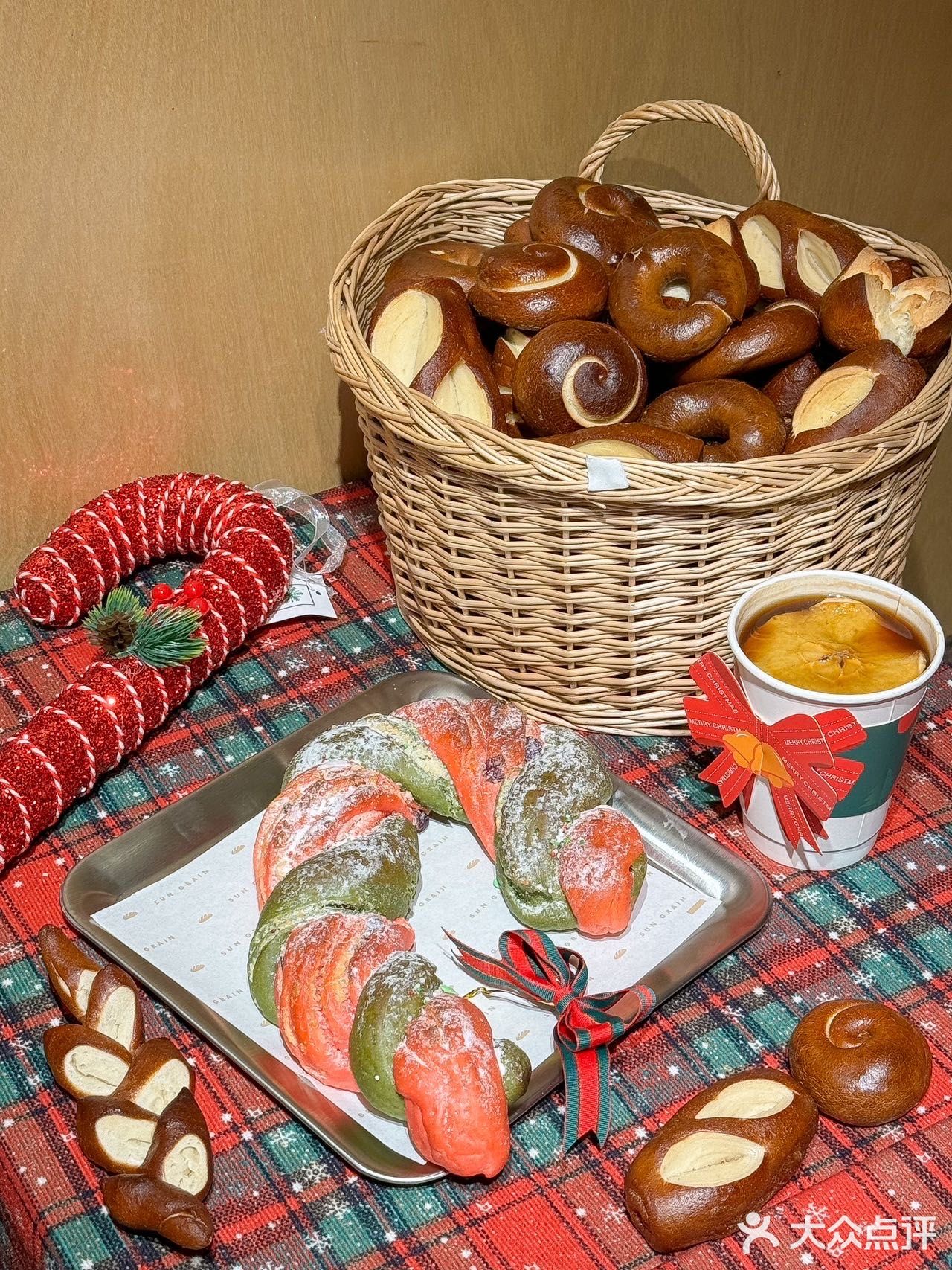 天津这家面包店圣诞气氛遥遥领先❗️