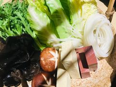 -余欢领鲜火锅(新街口店)