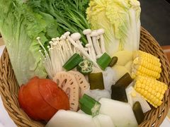 -樾餐厅泰式海鲜火锅(民歌湖店)