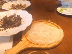 -小桃红·东北菜·春饼烤鸭(南阳湖街店)