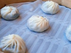 黑松露小笼包-鼎泰丰(嘉年华•海信广场VILLAGE店)