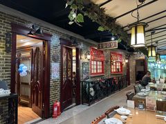 -东口码头·烧鸽子·鱼头泡饼·地方菜(金鹰悦城店)