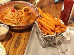 -I HOLIC艾豪丽披萨(KKone店)