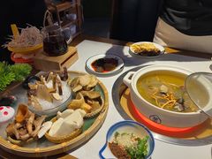 -菌彩云南野生菌火锅(呈贡七彩云南第壹城店)