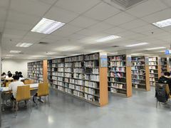 -南山图书馆(常兴路店)