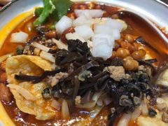 -丽丽三鲜螺蛳粉(田林路店)