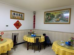 -明月食府(二区干二路店)