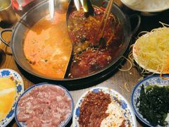 -萍姐火锅·公路夜市(武汉首店)