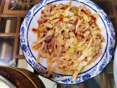 泡菜肉丝-遵义米粉川菜馆(木渎镇店)