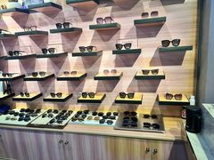 -瑞司视光眼镜·蔡司战略合作眼镜店(新街口店)