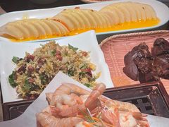 -东口码头·烧鸽子·鱼头泡饼·地方菜(金鹰悦城店)