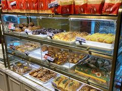 面包甜点陈列柜-TOUCH泰奇(南汇南门大街店)