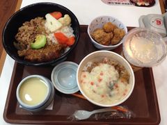 猪软骨双拼-食其家·牛丼咖喱(金桥国际店)