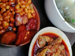 -董哥山城碗碗香(美专校街店)