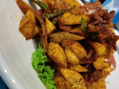 馕丁炒烤肉-楼兰古丽·新疆拌面·清真(华阳城店)