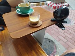 -Line 咖啡(石厦花园店)