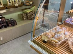 面包甜点陈列柜-安上烘焙 ENCHANTE(世纪汇店)