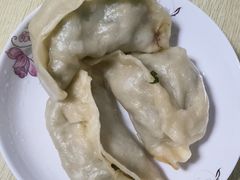 -小许三鲜砂锅馄饨店(家多乐烟酒店)