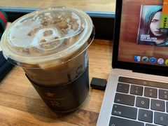 -星巴克臻选(南京艾尚天地店)