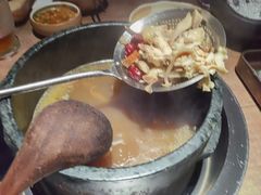 -蘑界·野生菌火锅(深业上城店)