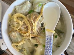 -笑来喜馄饨小笼工坊店(湖滨街店)