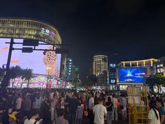 -杭州湖滨银泰in77