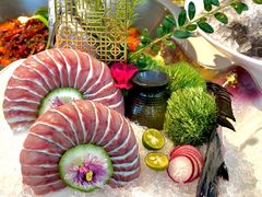 -茅草房·河畔园林火锅