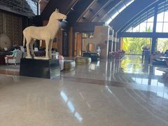 -三亚湾海居雅高铂尔曼度假酒店