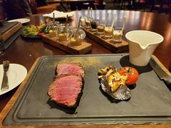 -恰餐厅及酒吧 CHAR Bar & Grill (北京丽都皇冠假日店)