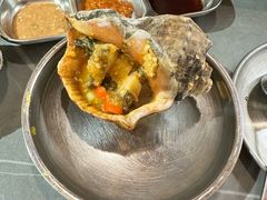 -围炉肉舍•炭烤活鳗•丹东海鲜烤肉(步行街店)