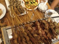 -烤满分·东北烧烤(首经贸店)