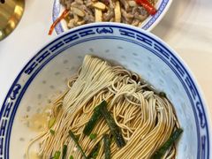 -鲁达面馆本帮风味(共康东路店)