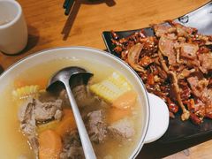 -隔壁老王·家常云南菜(花巷店)