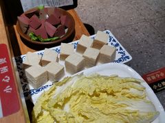 -东镇老火锅(长春路首店)