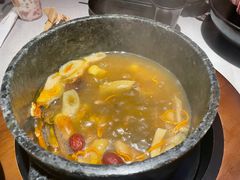 -芸山季·云南山珍菌火锅(人民广场来福士店)