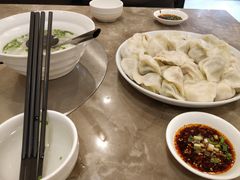 -周家大连水饺(美专校街店)