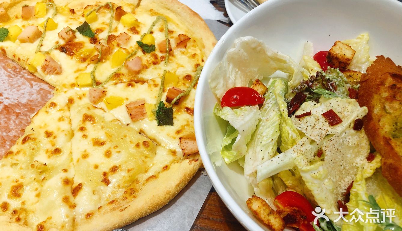 这家店在群光应该耳熟能详了 回头无数次了反正已经