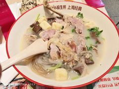 -小杨生煎(金山百联购物中心3楼店)